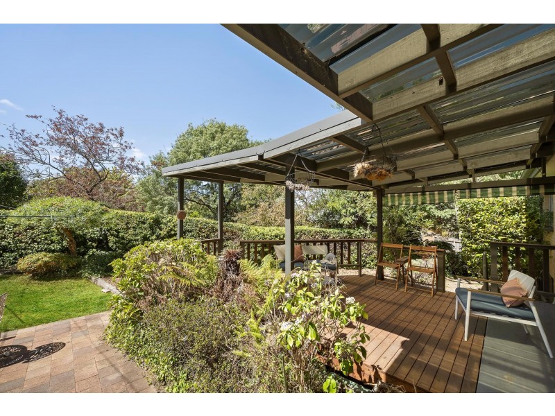 9 Clubbe Crescent, Macgregor ACT 2615