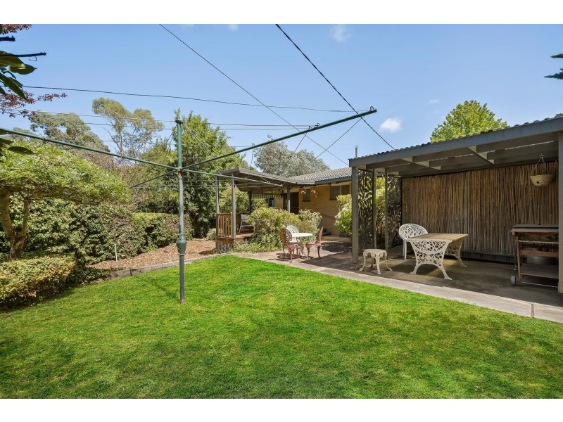 9 Clubbe Crescent, Macgregor ACT 2615