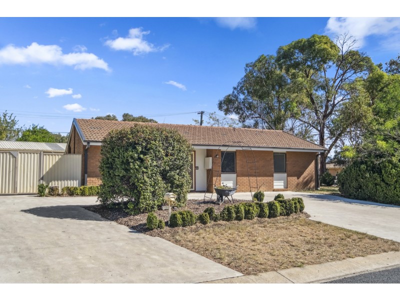 13 Rylah Crescent, Wanniassa ACT 2903