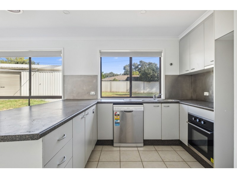 13 Rylah Crescent, Wanniassa ACT 2903