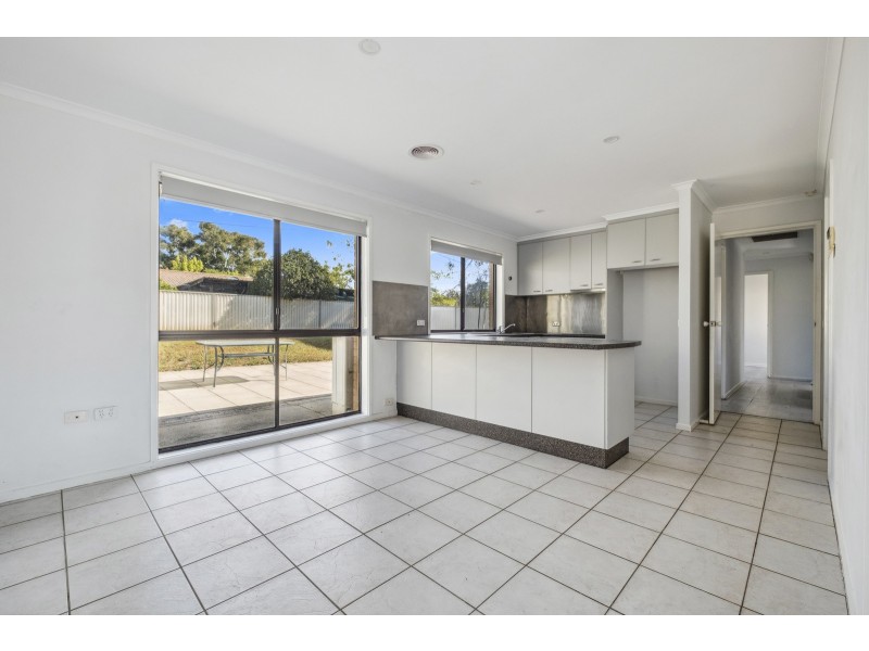 13 Rylah Crescent, Wanniassa ACT 2903