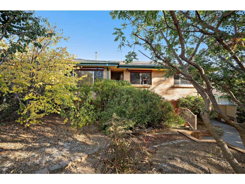 5 Coutie Place, Macgregor ACT 2615