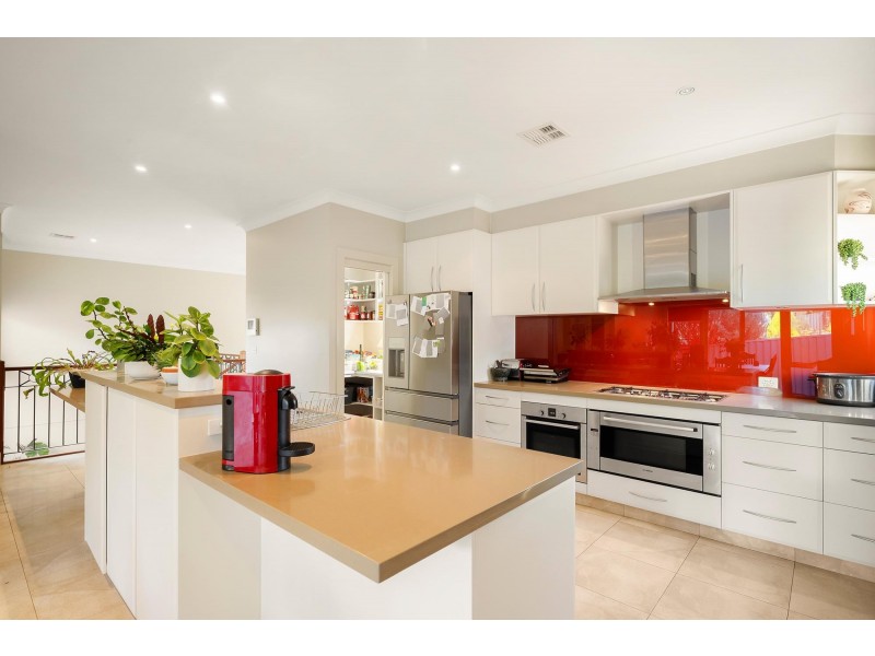 59 Halloran Drive, Jerrabomberra NSW 2619