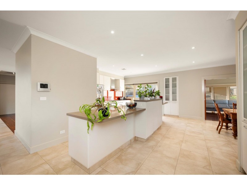 59 Halloran Drive, Jerrabomberra NSW 2619