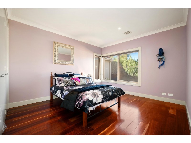 59 Halloran Drive, Jerrabomberra NSW 2619