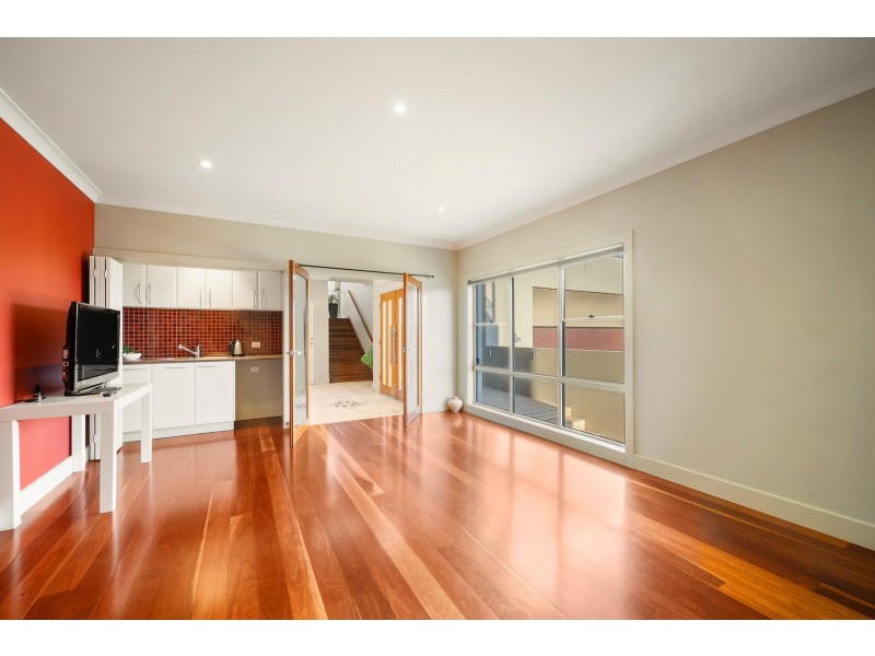 59 Halloran Drive, Jerrabomberra NSW 2619