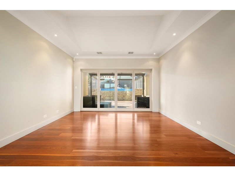 59 Halloran Drive, Jerrabomberra NSW 2619