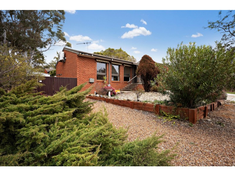 1 Crockett Place, Holt ACT 2615