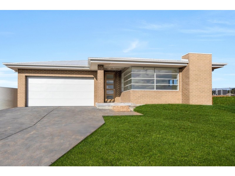 8 Wardell Street, Bungendore NSW 2621