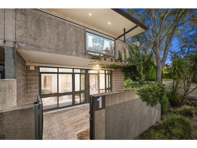 1/2 McClure Street, Evatt ACT 2617