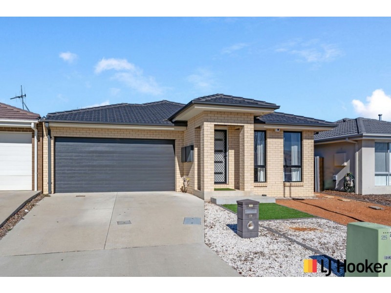 17 Stang Place, Macgregor ACT 2615
