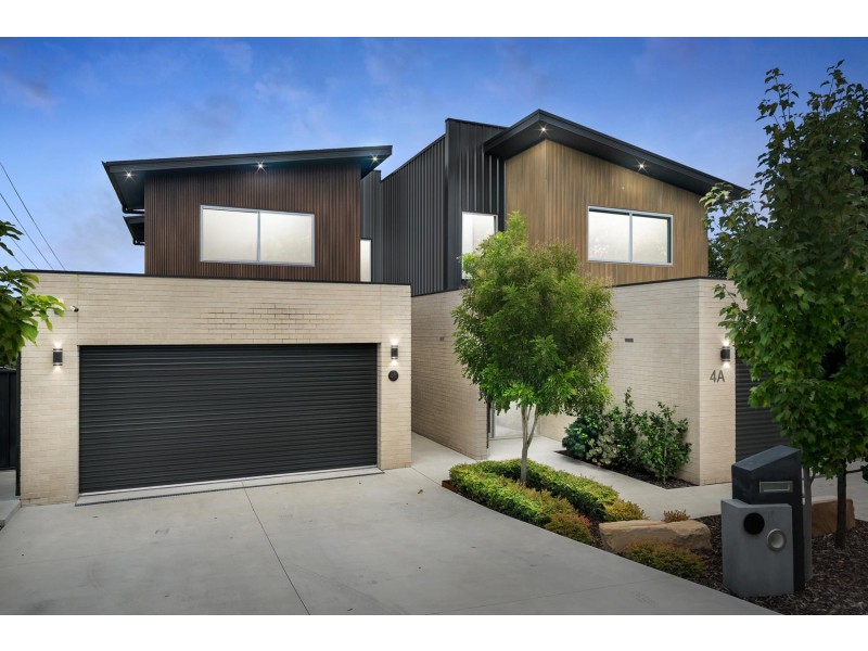 4B Mein Place, Latham ACT 2615