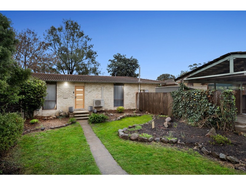 12 Donnison Place, Charnwood ACT 2615