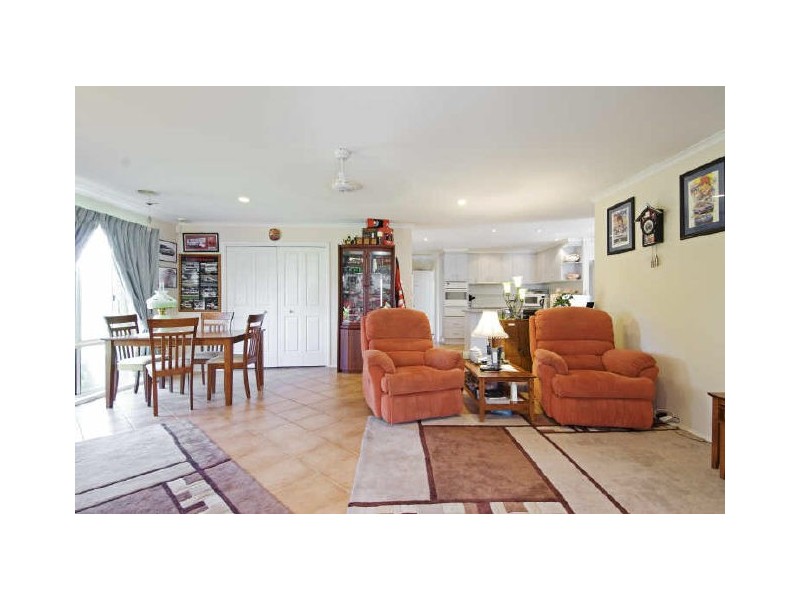 97 Marchant Circuit, Dunlop ACT 2615