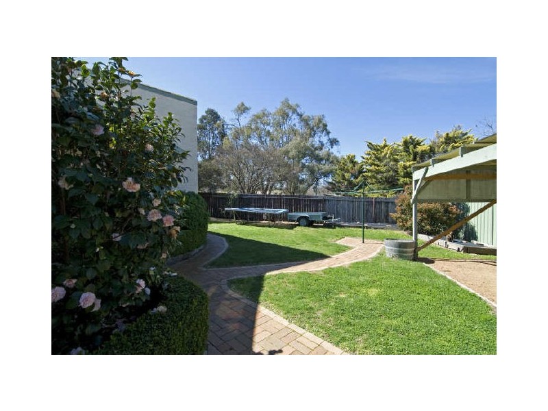 12 Moulder Court, Charnwood ACT 2615