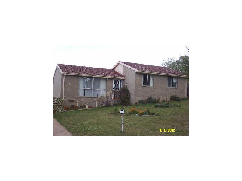 6 Lawrence Close, Macgregor ACT 2615