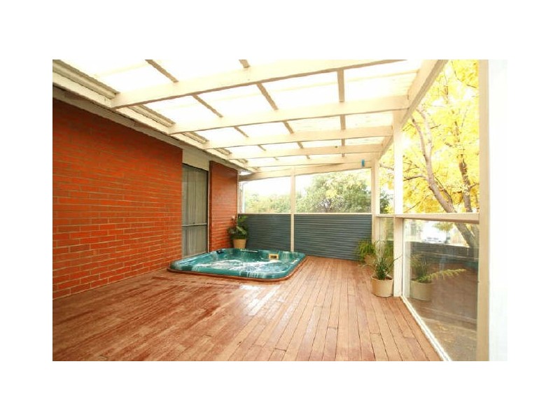 35 McDougall Street, Charnwood ACT 2615