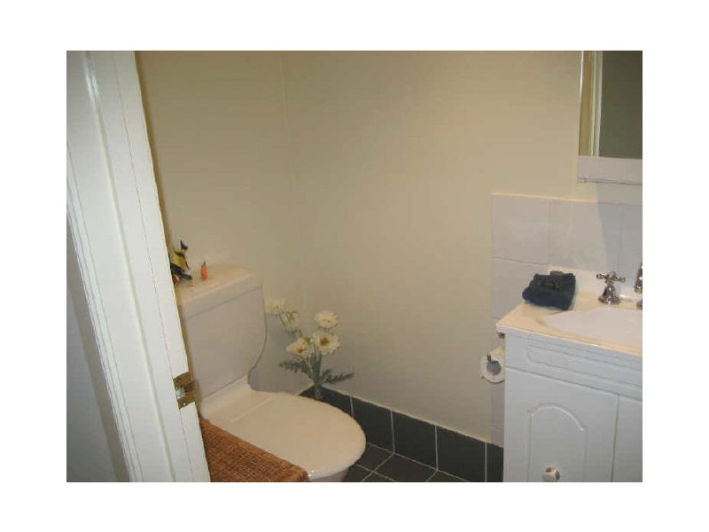 38/131 Britten Jones Drive, Holt ACT 2615