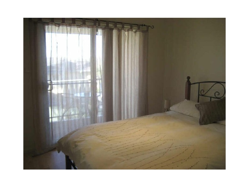 38/131 Britten Jones Drive, Holt ACT 2615