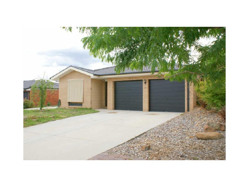 15 Pedrail Place, Dunlop ACT 2615