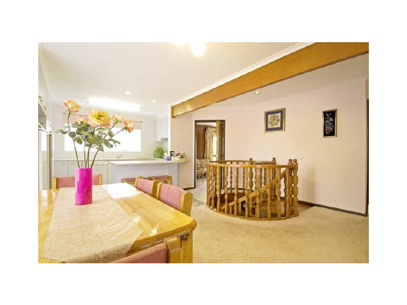 11 Cumpston Place, Macgregor ACT 2615