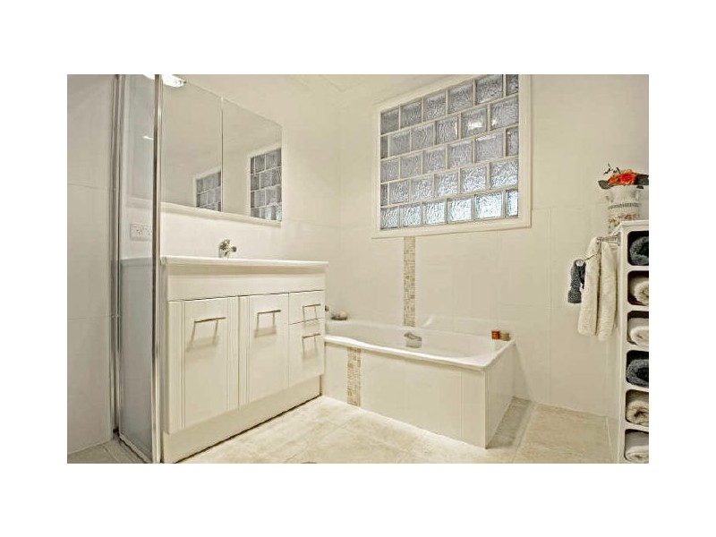 11 Cumpston Place, Macgregor ACT 2615