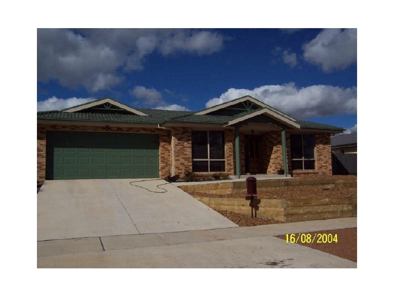 22 Coolgardie Street, Dunlop ACT 2615