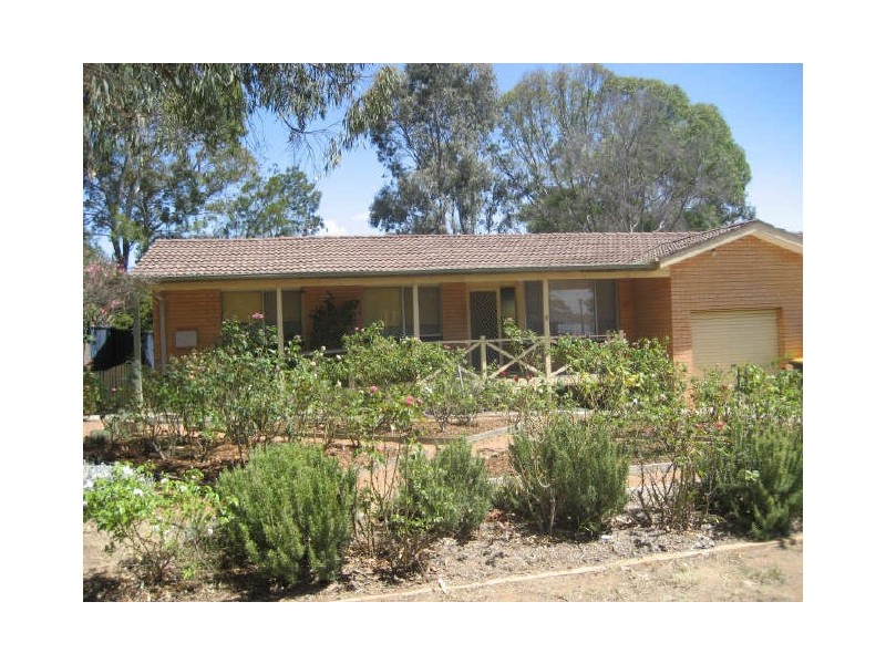5 De Mestre Place, Holt ACT 2615