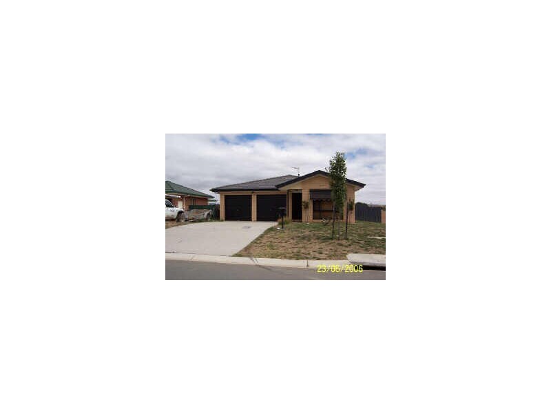 2 Coolgardie Street, Dunlop ACT 2615