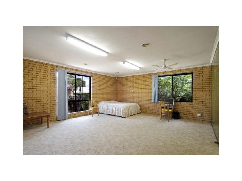 4 Joske Place, Latham ACT 2615