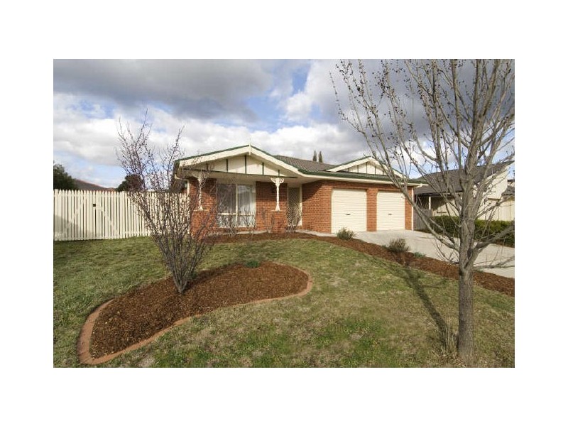 1 Quinlivan Crescent, Dunlop ACT 2615