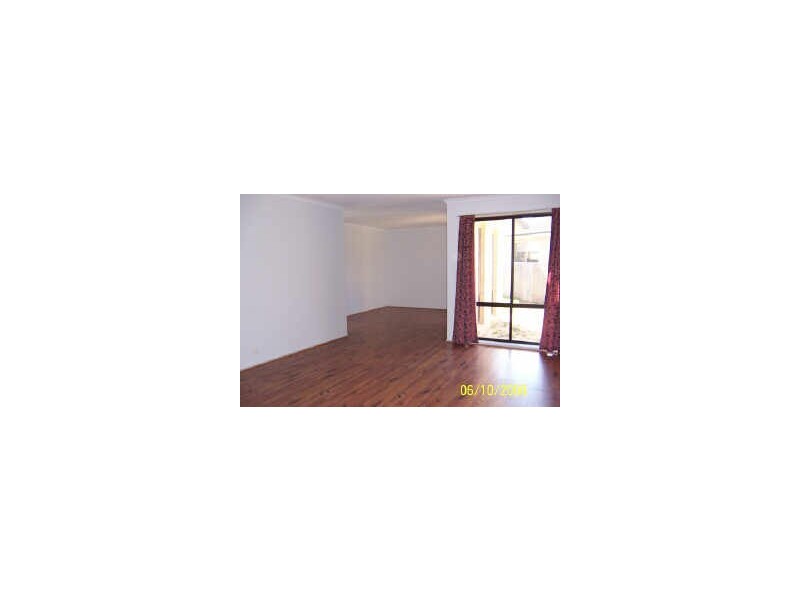 12 Lovely Close, Dunlop ACT 2615