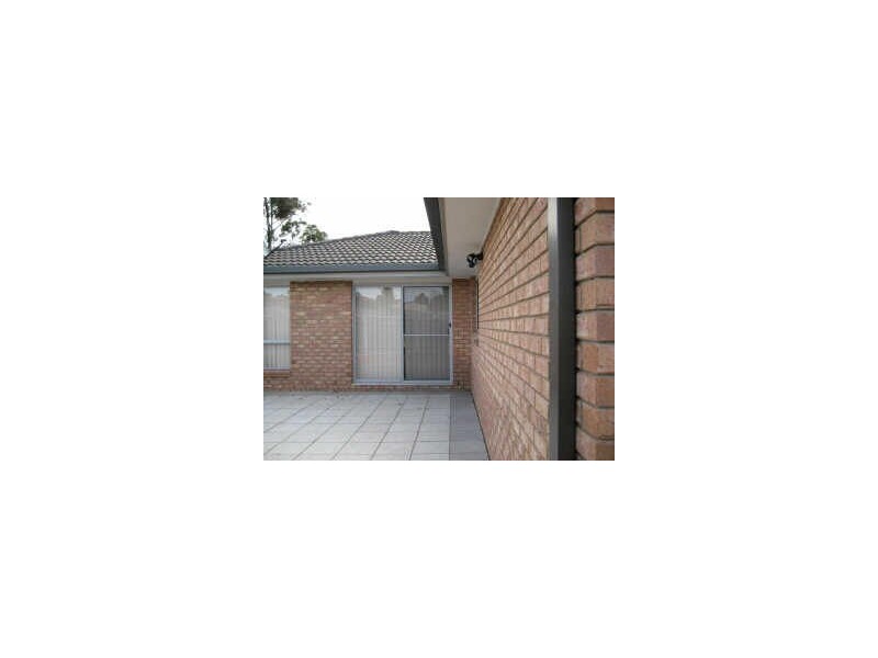 48 Evelyn Owen Cres, Dunlop ACT 2615