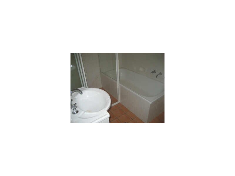 16 De Mestre Place, Holt ACT 2615
