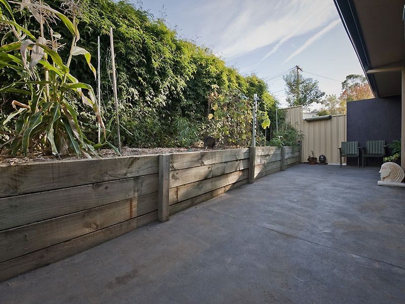 42 Armstrong Crescent, Holt ACT 2615