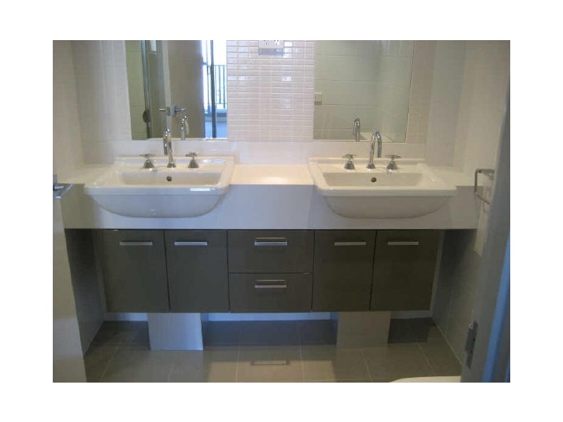 65/2 Edinburgh Av, The Metropolitan, Canberra ACT 2600