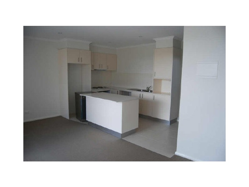 6/24 De Burgh Street, Lyneham ACT 2602