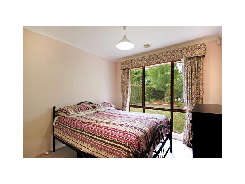 10 Allen Place, Holt ACT 2615