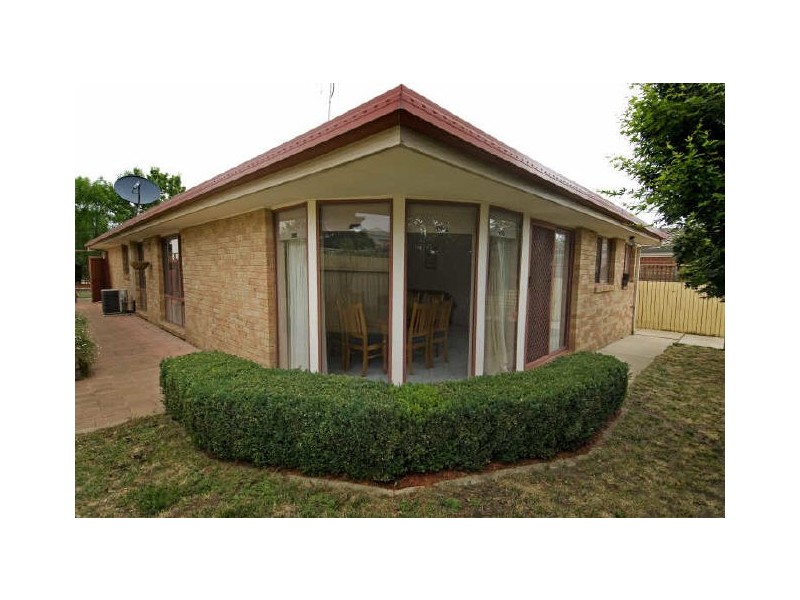 10 Allen Place, Holt ACT 2615