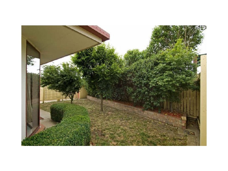 10 Allen Place, Holt ACT 2615