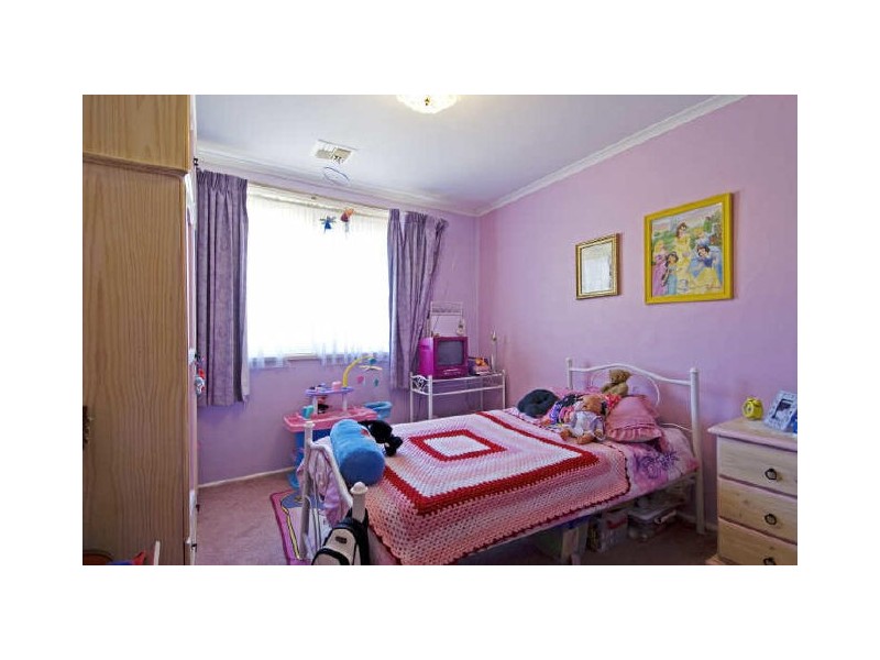 1 Castieau Street, Higgins ACT 2615