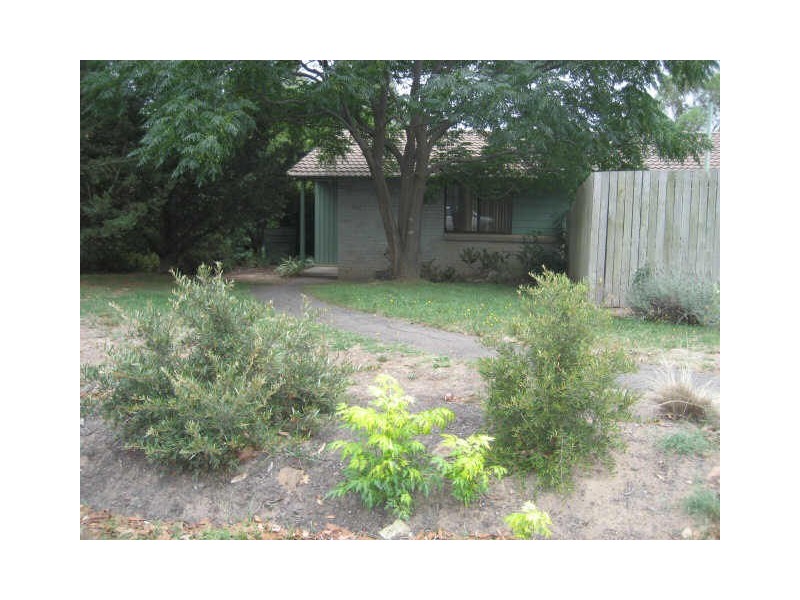 7 Waterfield Place, Charnwood ACT 2615
