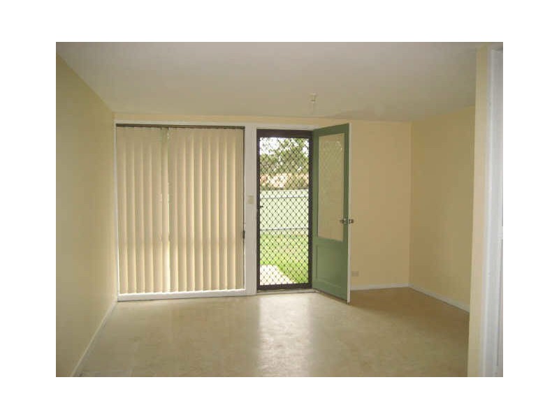 7 Waterfield Place, Charnwood ACT 2615