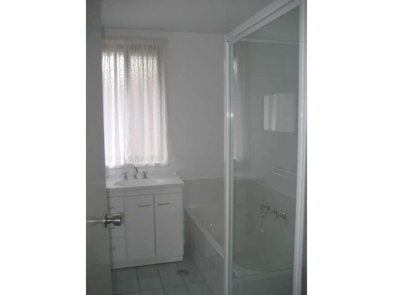 7 Waterfield Place, Charnwood ACT 2615