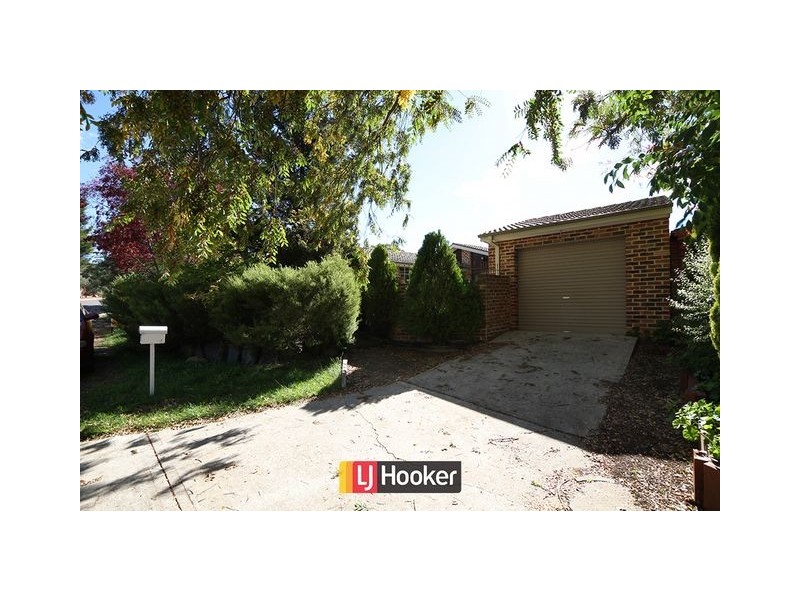 18 Fristrom Crescent, Lyneham ACT 2602