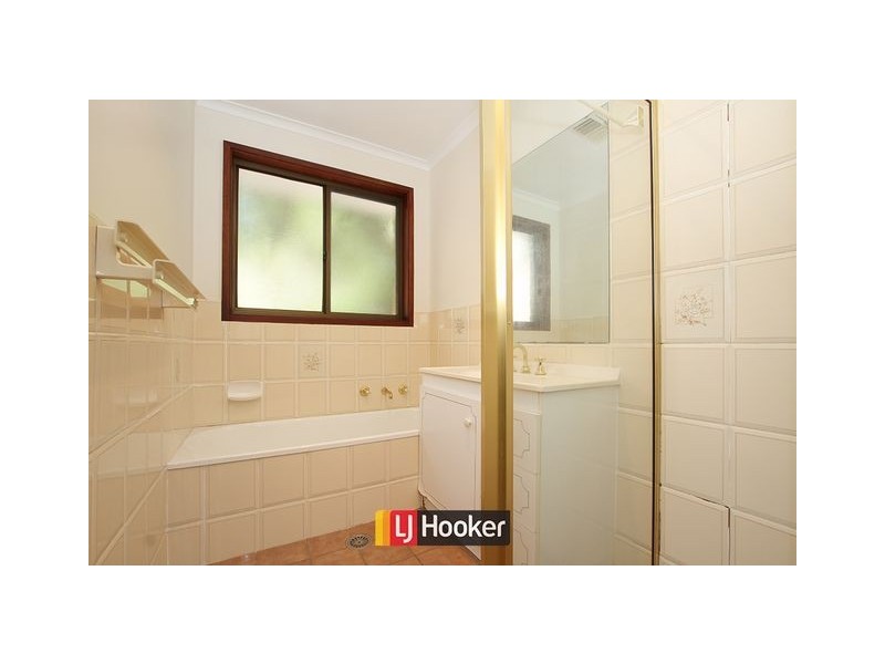 18 Fristrom Crescent, Lyneham ACT 2602
