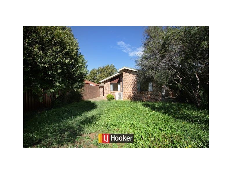 18 Fristrom Crescent, Lyneham ACT 2602