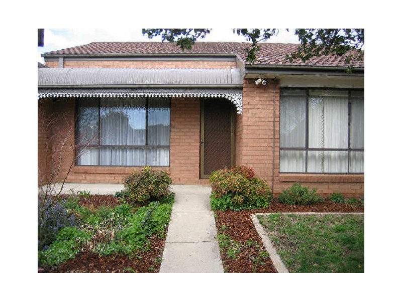 11 Roughley Place, Florey ACT 2615