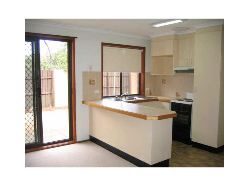 11 Roughley Place, Florey ACT 2615