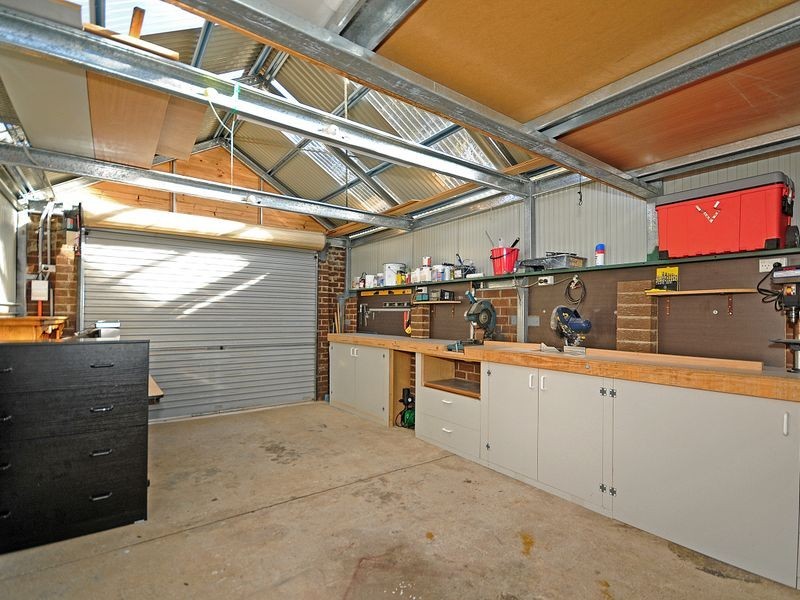 64 Pickworth Street, Holt ACT 2615